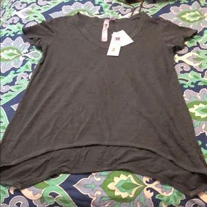 NWT Wilt boyfriend asymmetrical hem T-shirt